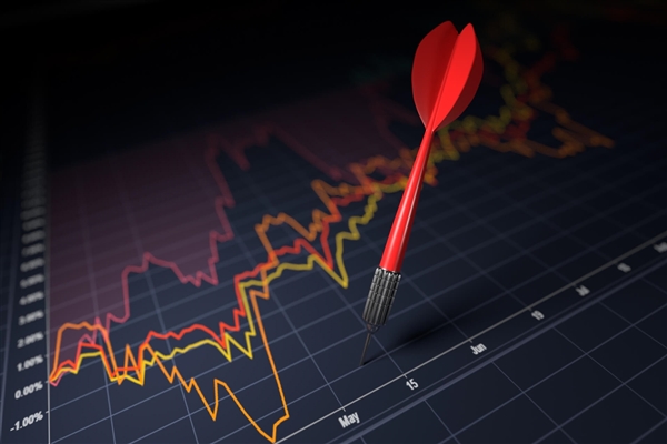 港股国产GPU第一股!大涨100% 中一手赚4000元