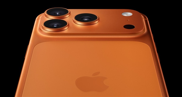 苹果新一代Siri脱胎换骨:明年见