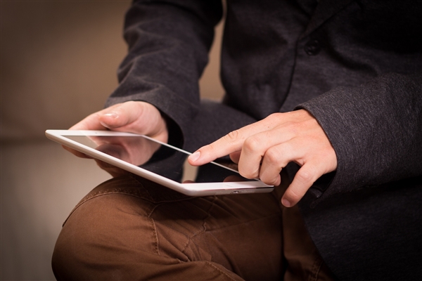 2025年中国学习平板卖了632万台：作业帮稳坐第一宝座 线上线下双线发力